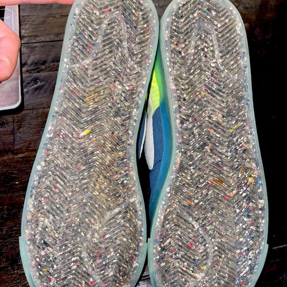 Nike youth size 6 used only few times.